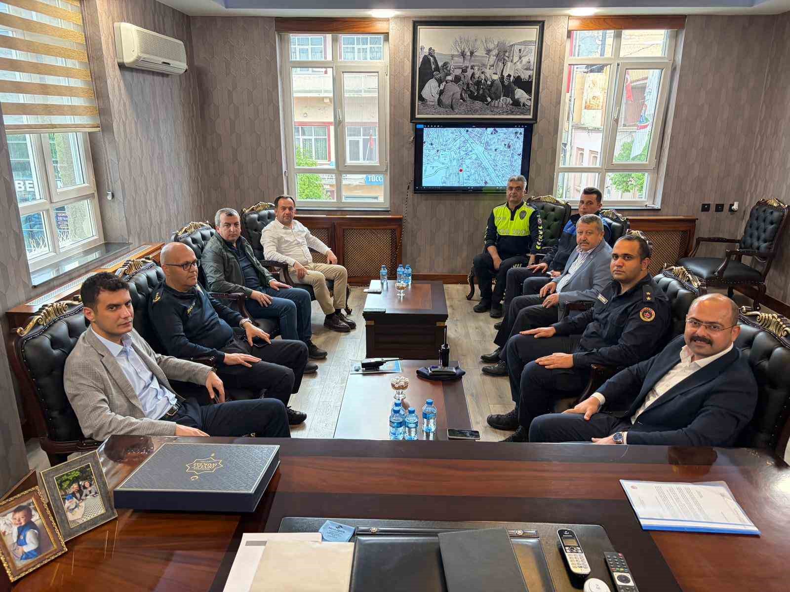 Tosya ilçesinde şehir içi trafiği yeniden ele alınıyor
