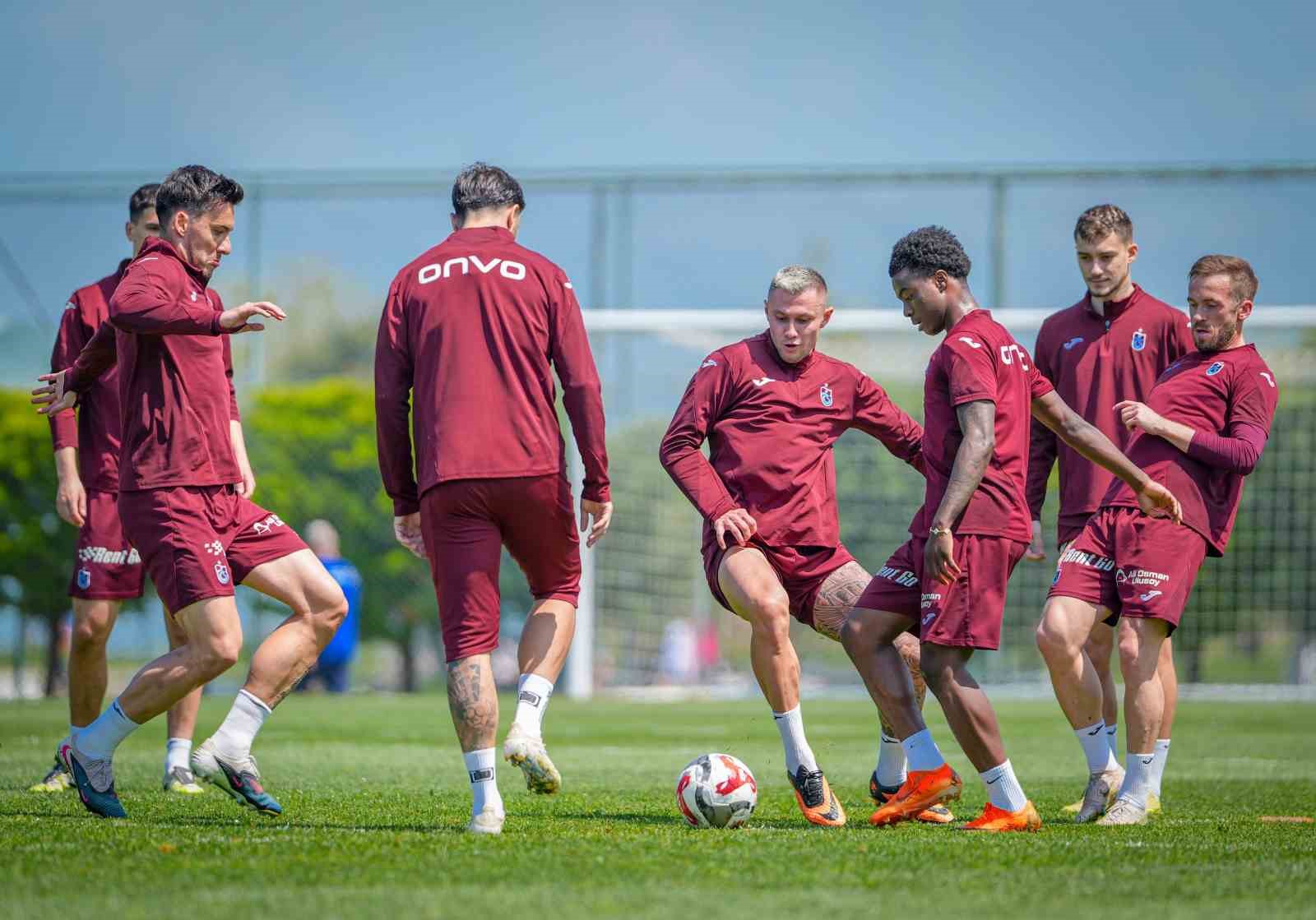 Trabzonspor, kupa maçının hazırlıklarını tamamladı
