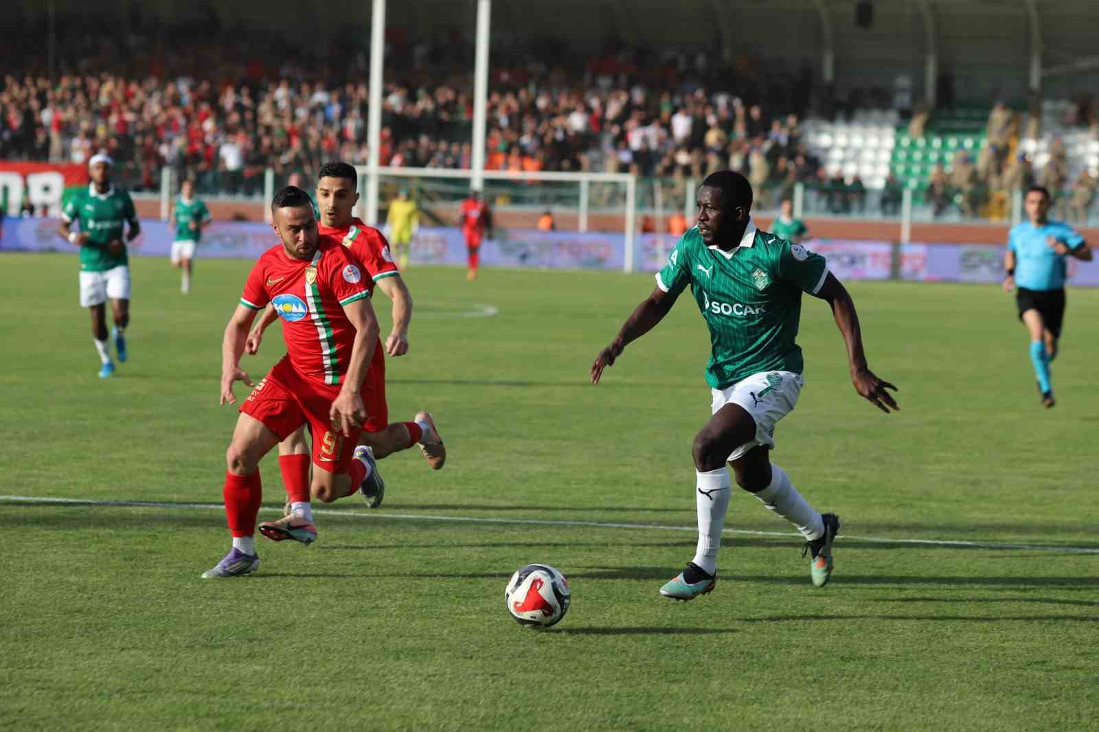 Trendyol 1. Lig: Iğdır FK: 3 - Amed Sportif Faaliyetler: 3
