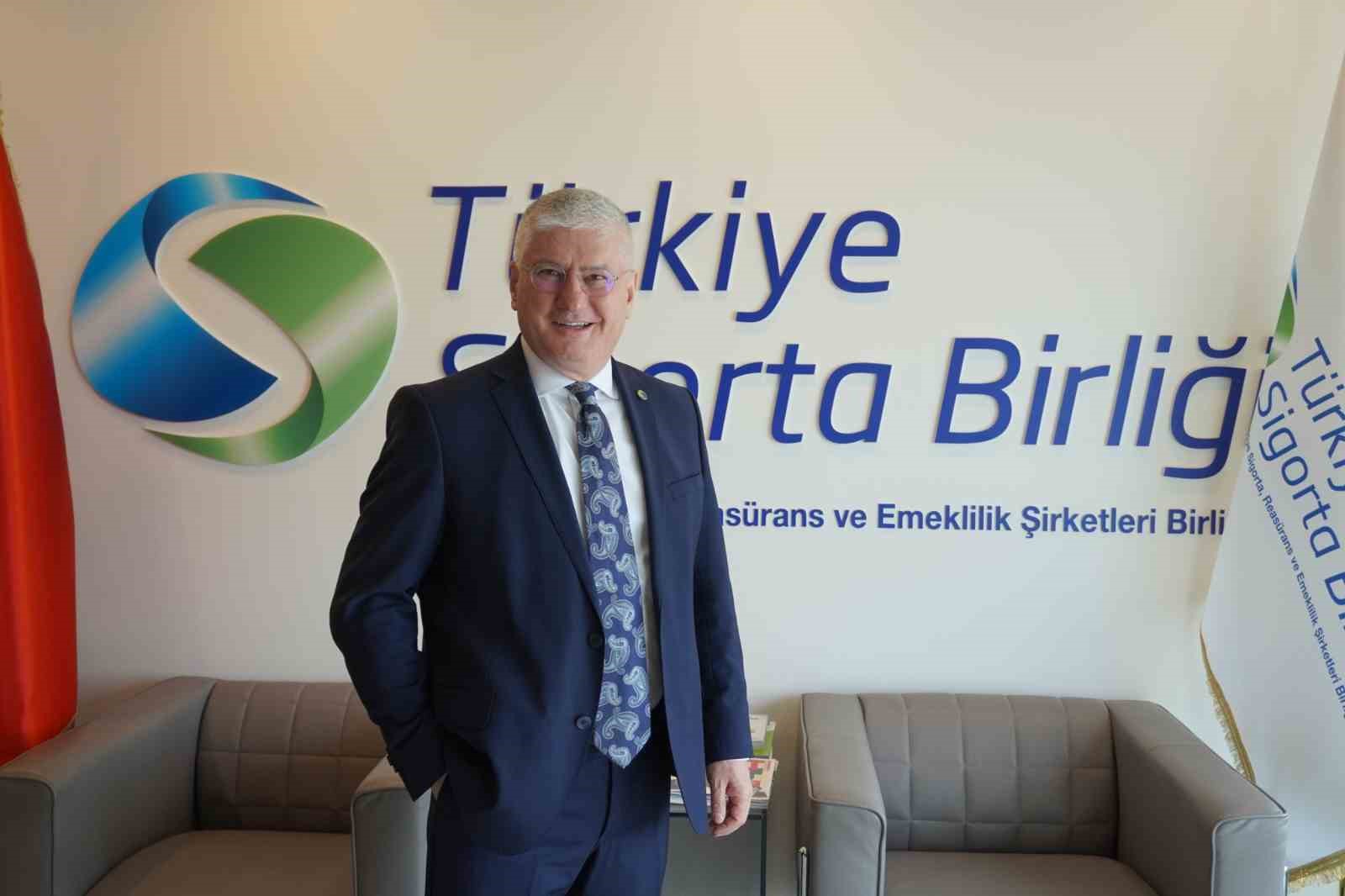 TSB Başkanı Yaşar: "Sigorta sisteminin temel amacı prim üretmek değil, mali yükü üstlenmektir"
