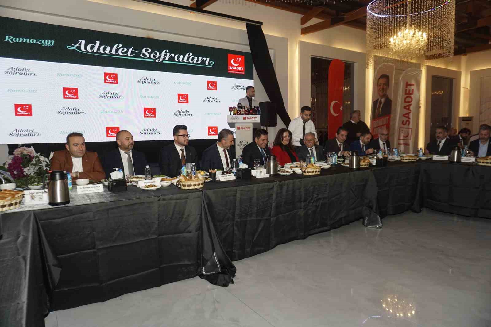 Tüm siyasiler SP’de buluştu
