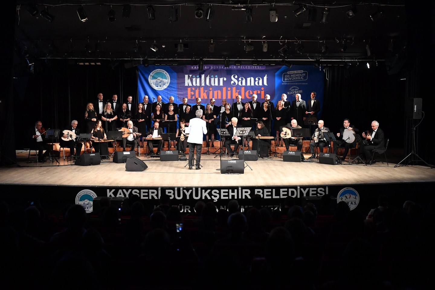 Türk Sanat Müziği konseri Kayserililerden büyük ilgi gördü
