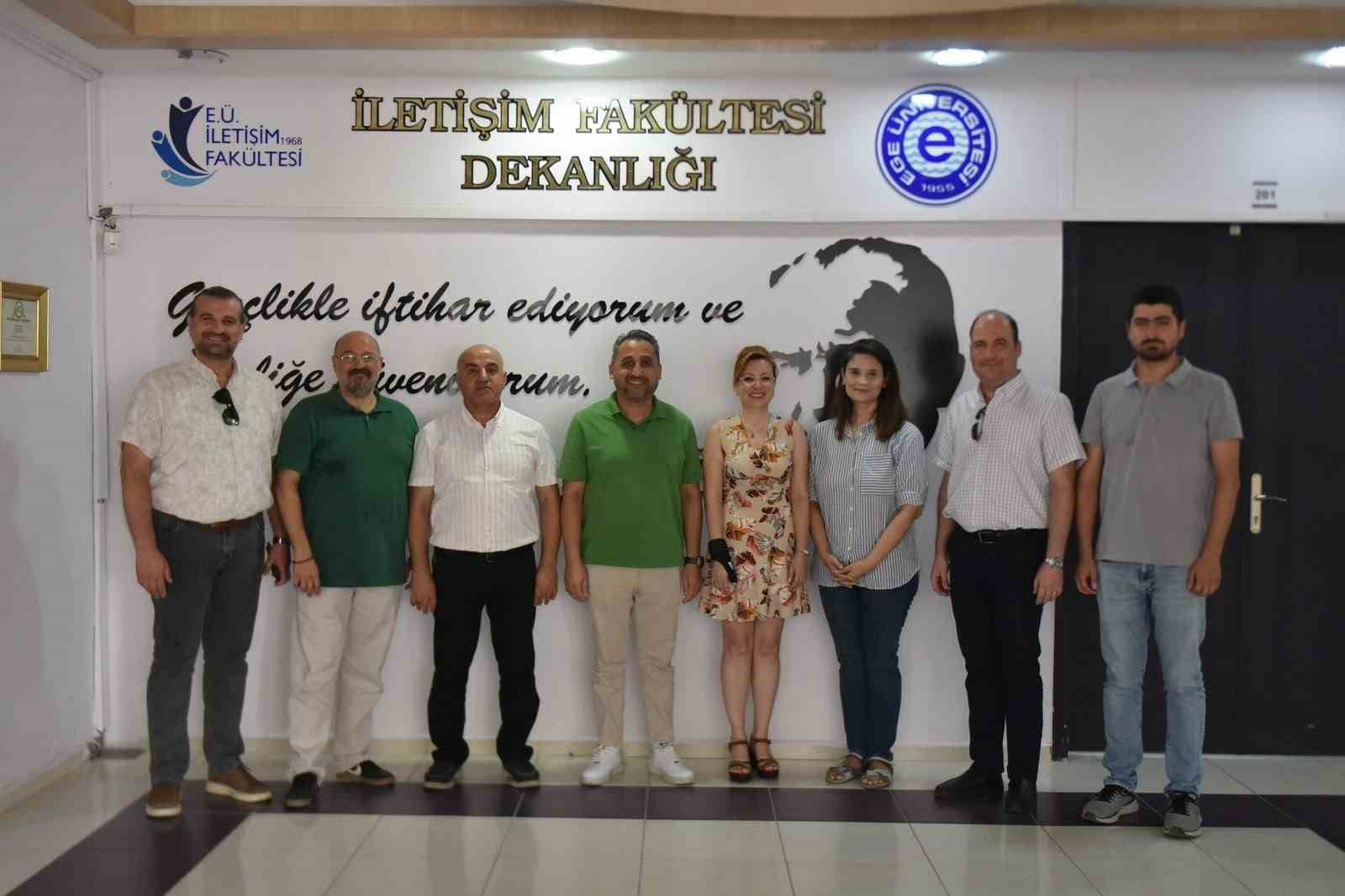 Türkiye-Azerbaycan ilişkilerine dijital diplomasi modeli
