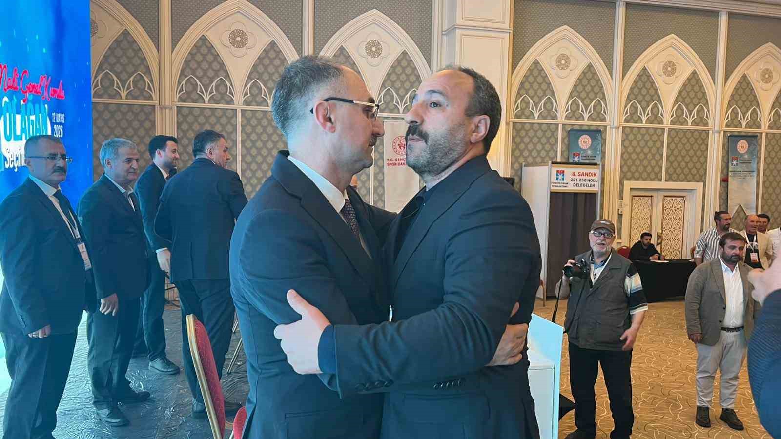 Türkiye Kayak Federasyonu başkanı yeniden Süleyman Şahin oldu
