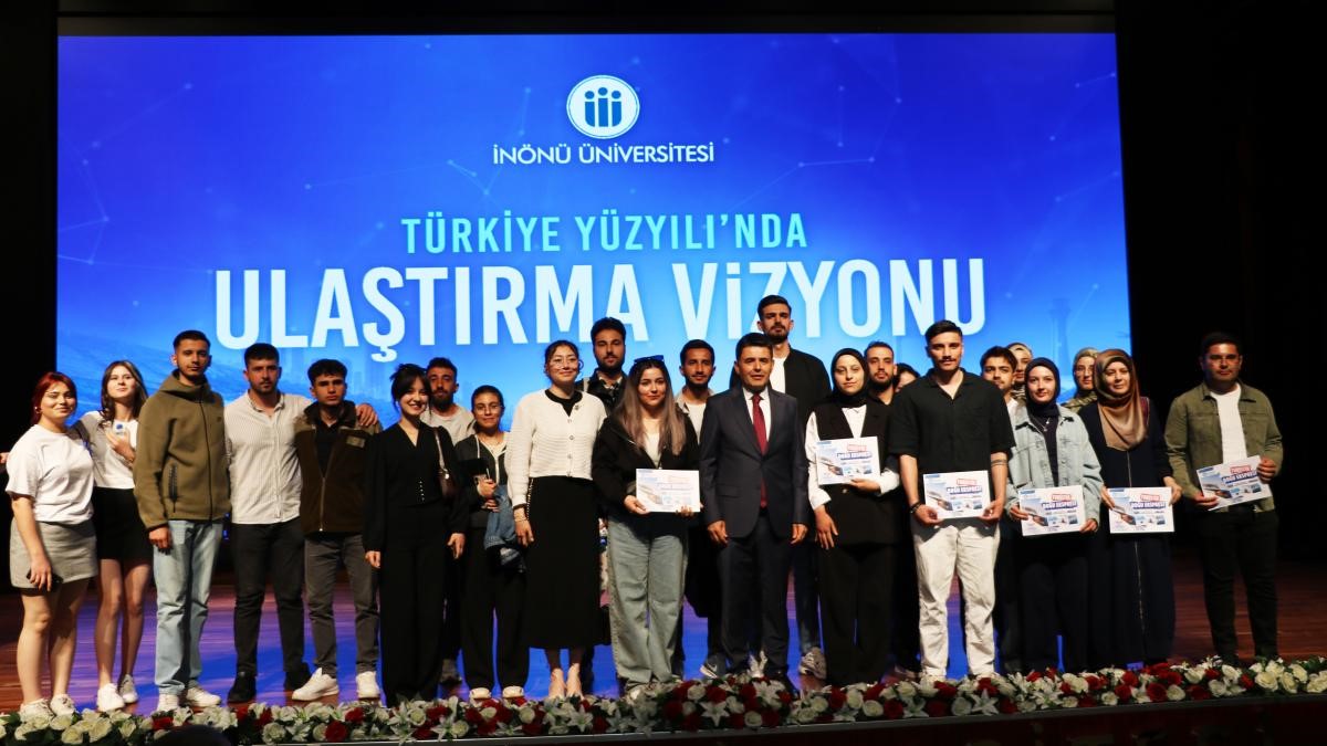 Ulaştırma ve Altyapı Bakan Yardımcısı Boyraz, öğrencilerle buluştu
