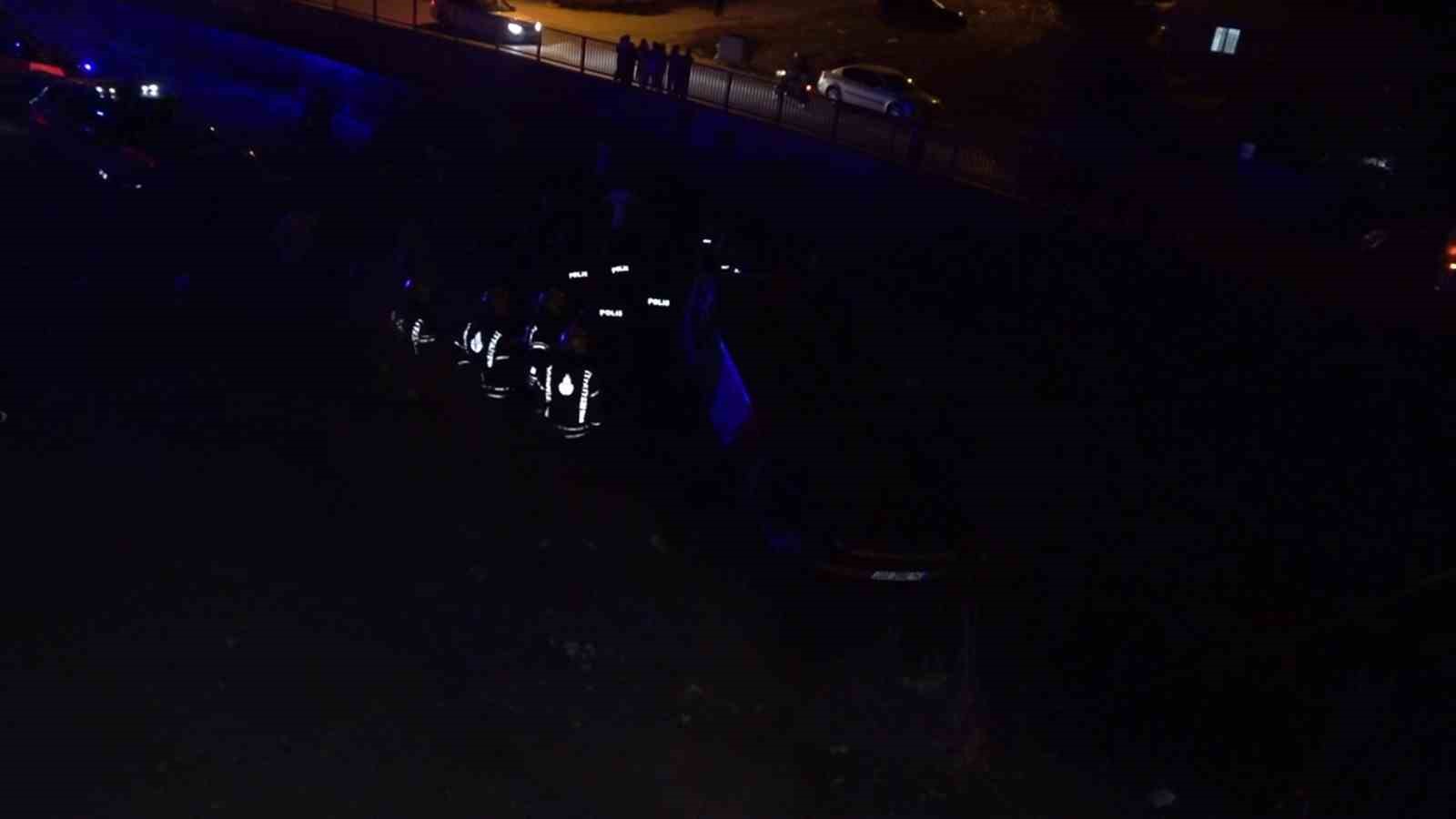 Ümraniye’de park halindeki otomobil alt yola yuvarlandı: 1 kişi hayatını kaybetti
