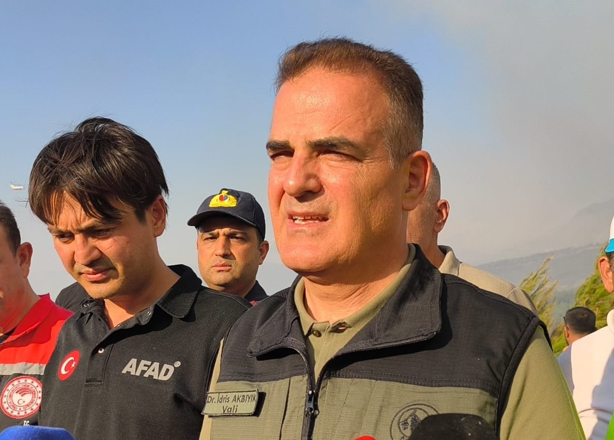 Vali Akbıyık: "6 mahallede 600’ün üzerinde vatandaşımızı tahliye ettik"
