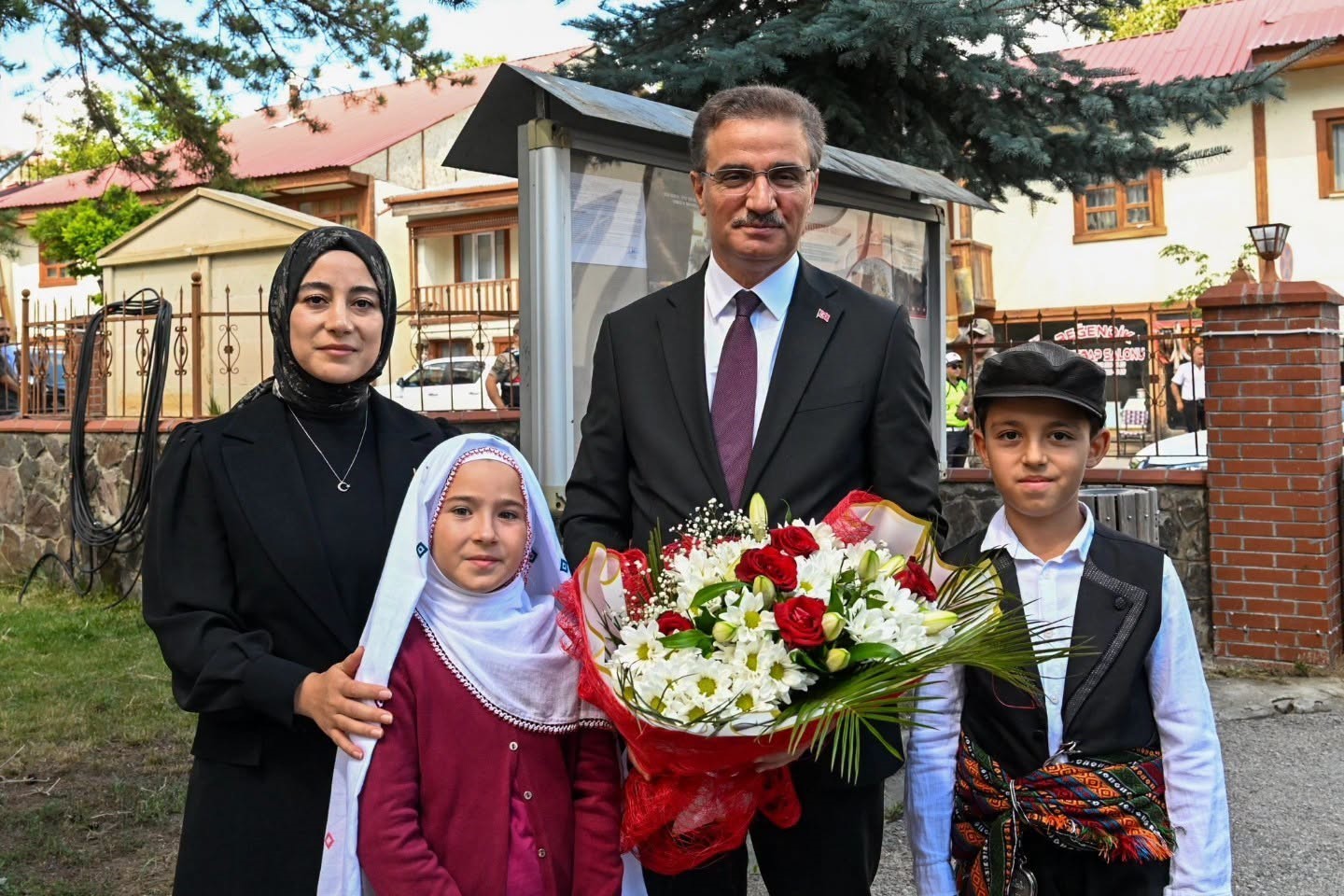 Vali Aydın Baruş’tan Olur’da
