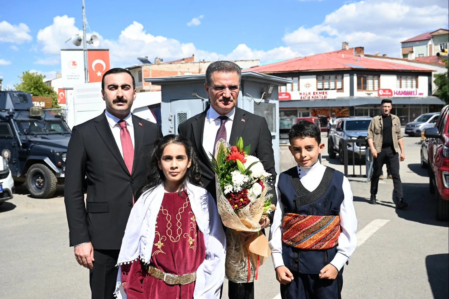 Vali Baruş’tan eğitimin aksamaması talimatı
