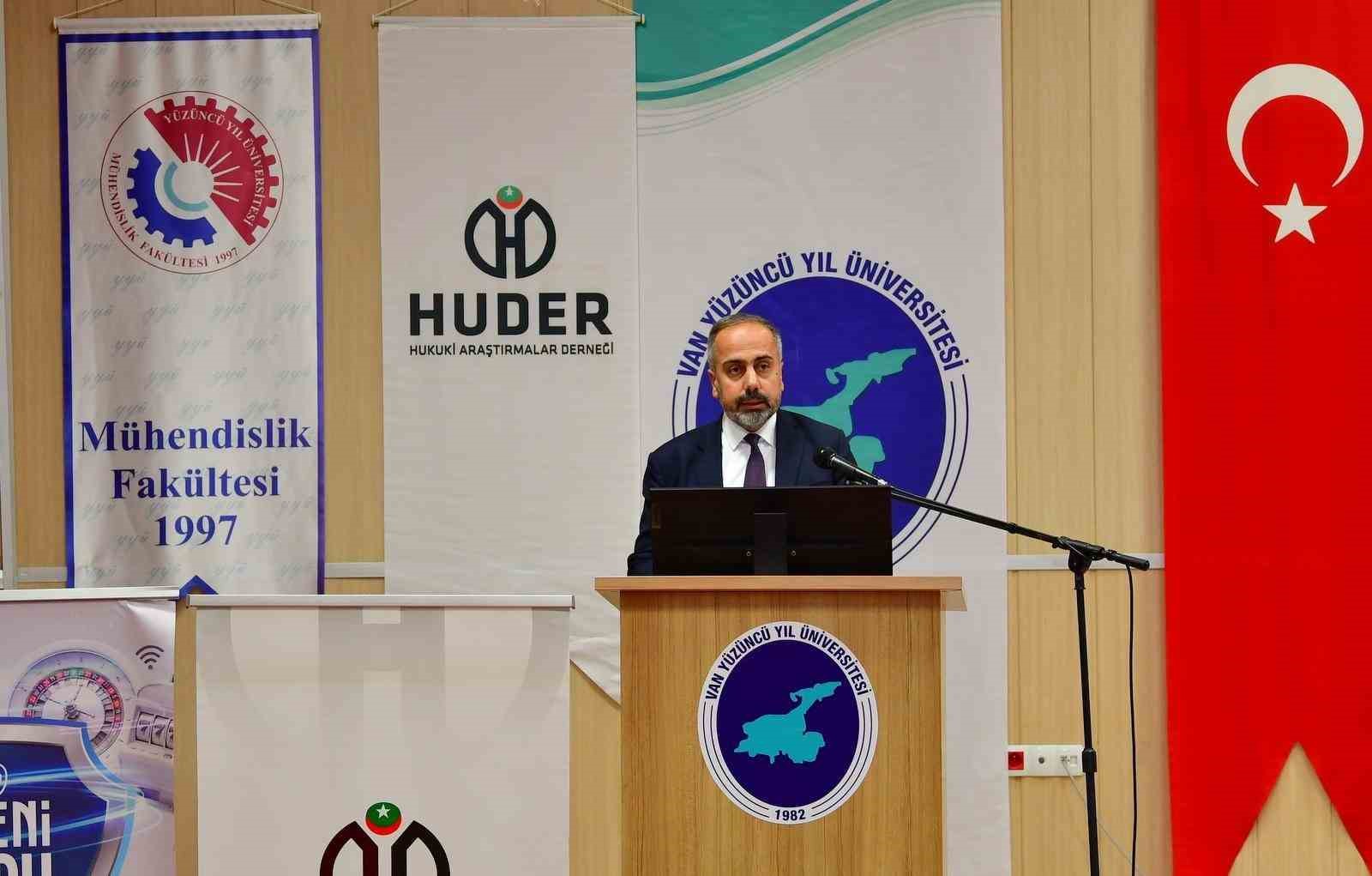 Van YYÜ’de "Sanal Bahis Felaketine Karşı Seferberlik Paneli" düzenlendi
