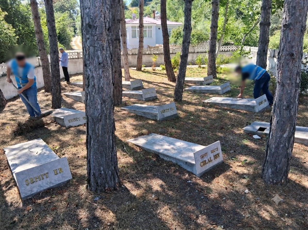 Vezirköprü’de 15 Temmuz’da şehitlikte anlamlı çalışma
