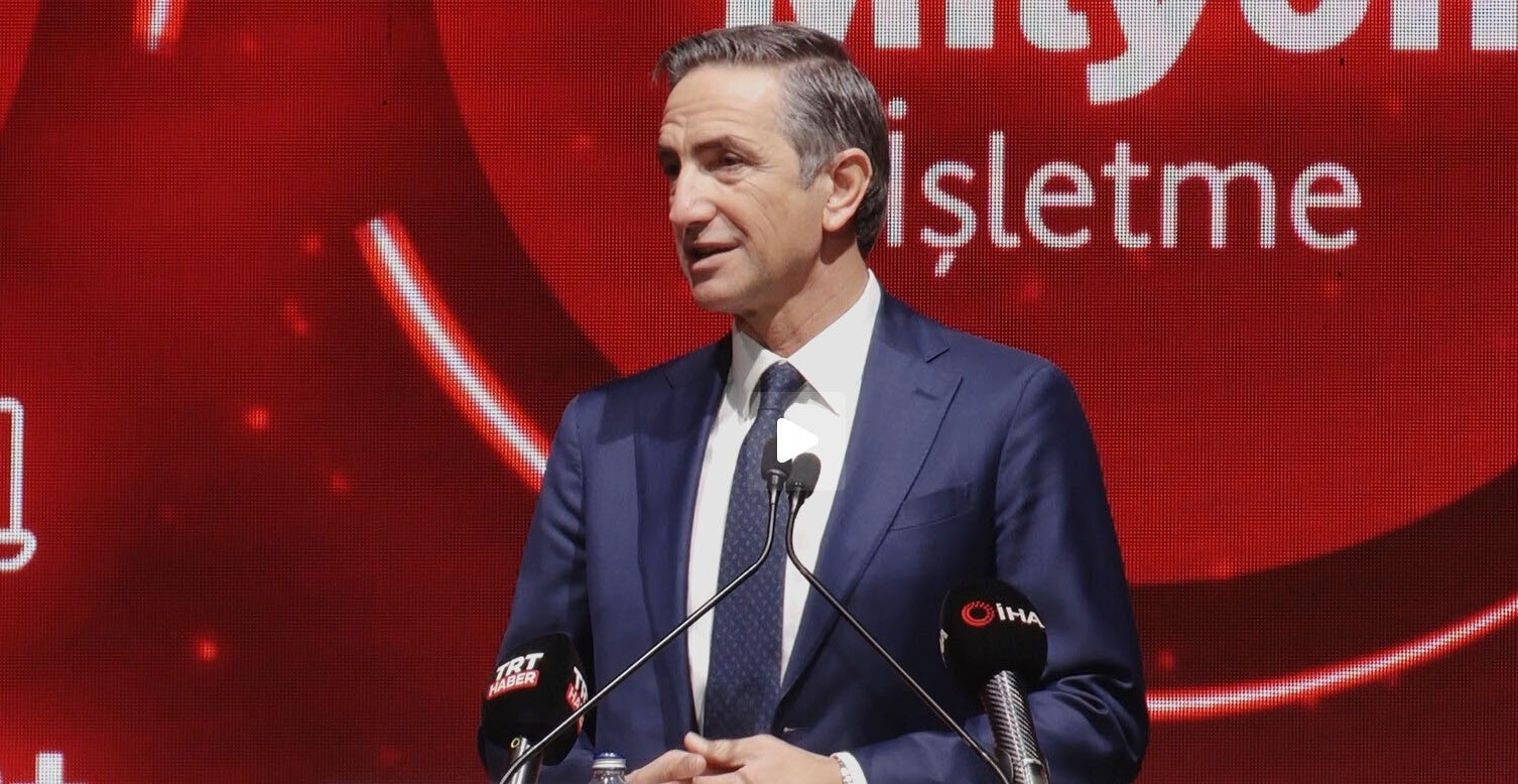 Vodafone Türkiye CEO’su Aksoy: "1 Nisan itibarıyla 5G’yi müşterilerimize ulaştıracağız"
