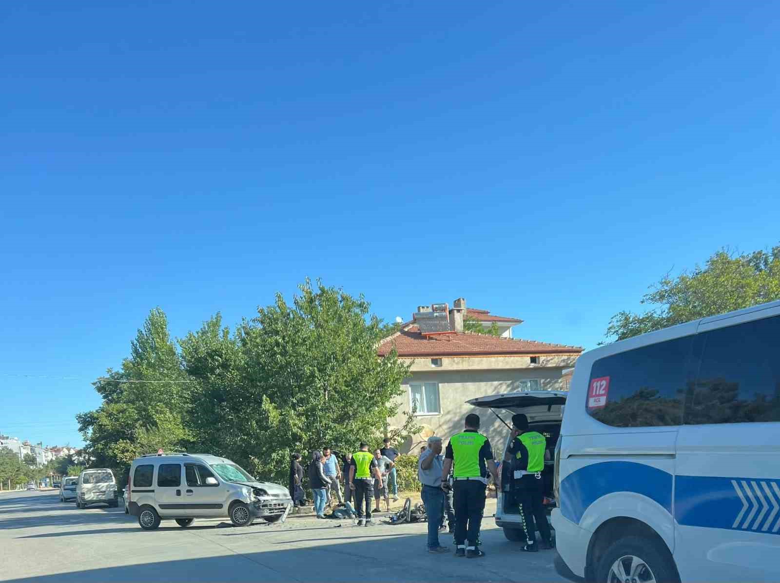 Yalvaç’ta otomobil ile motosiklet çarpıştı: 1 yaralı
