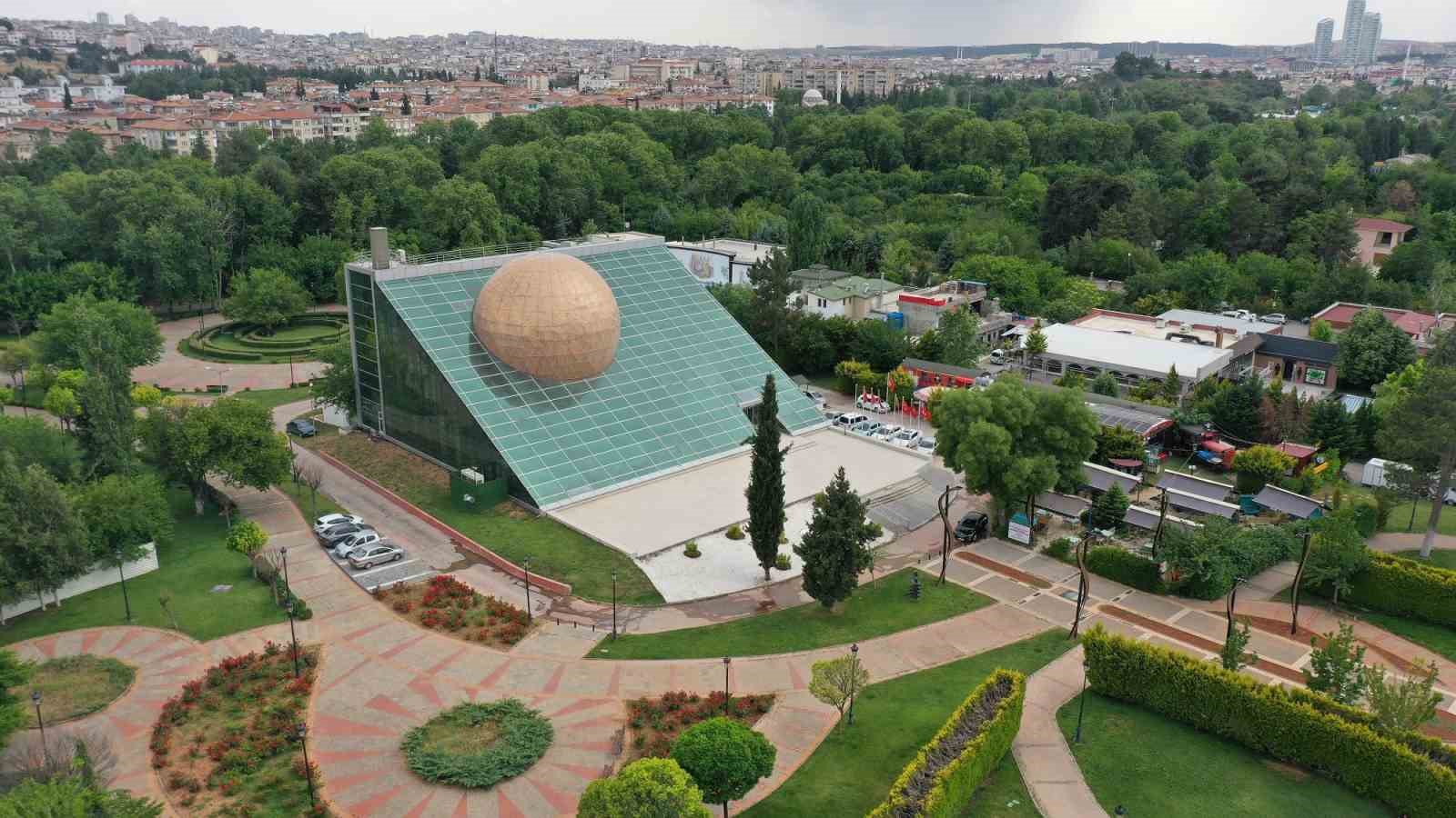 "Yapay Zeka Yönetmenini Arıyor: Kısa Film Hackathonu" Gaziantep’te gerçekleşiyor
