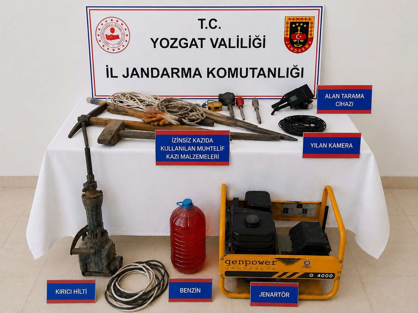 Yozgat’taki kaçak kazıda çeşitli malzemeler ele geçirildi
