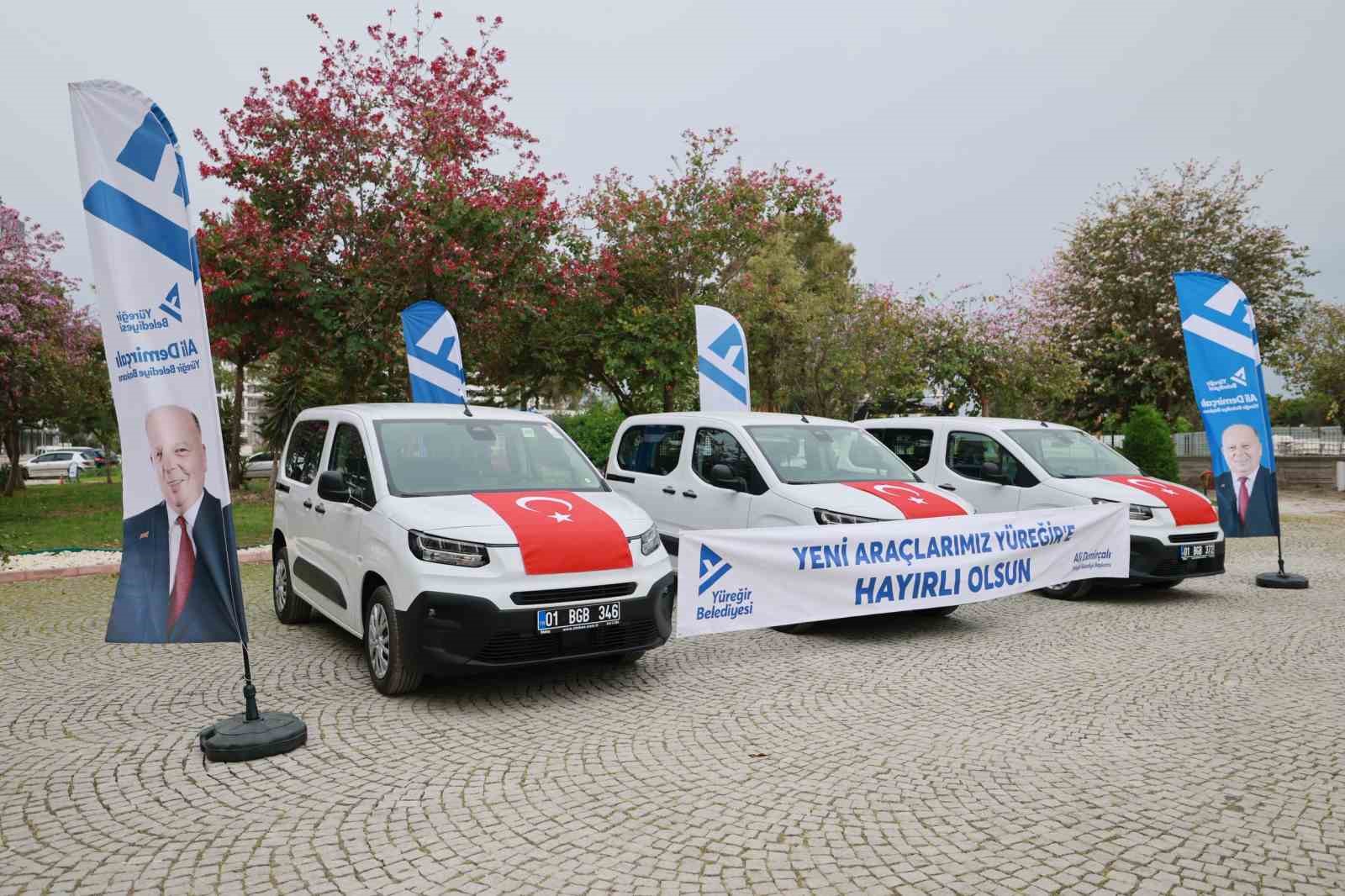 Yüreğir Belediyesi, filosuna 3 yeni araç ekledi
