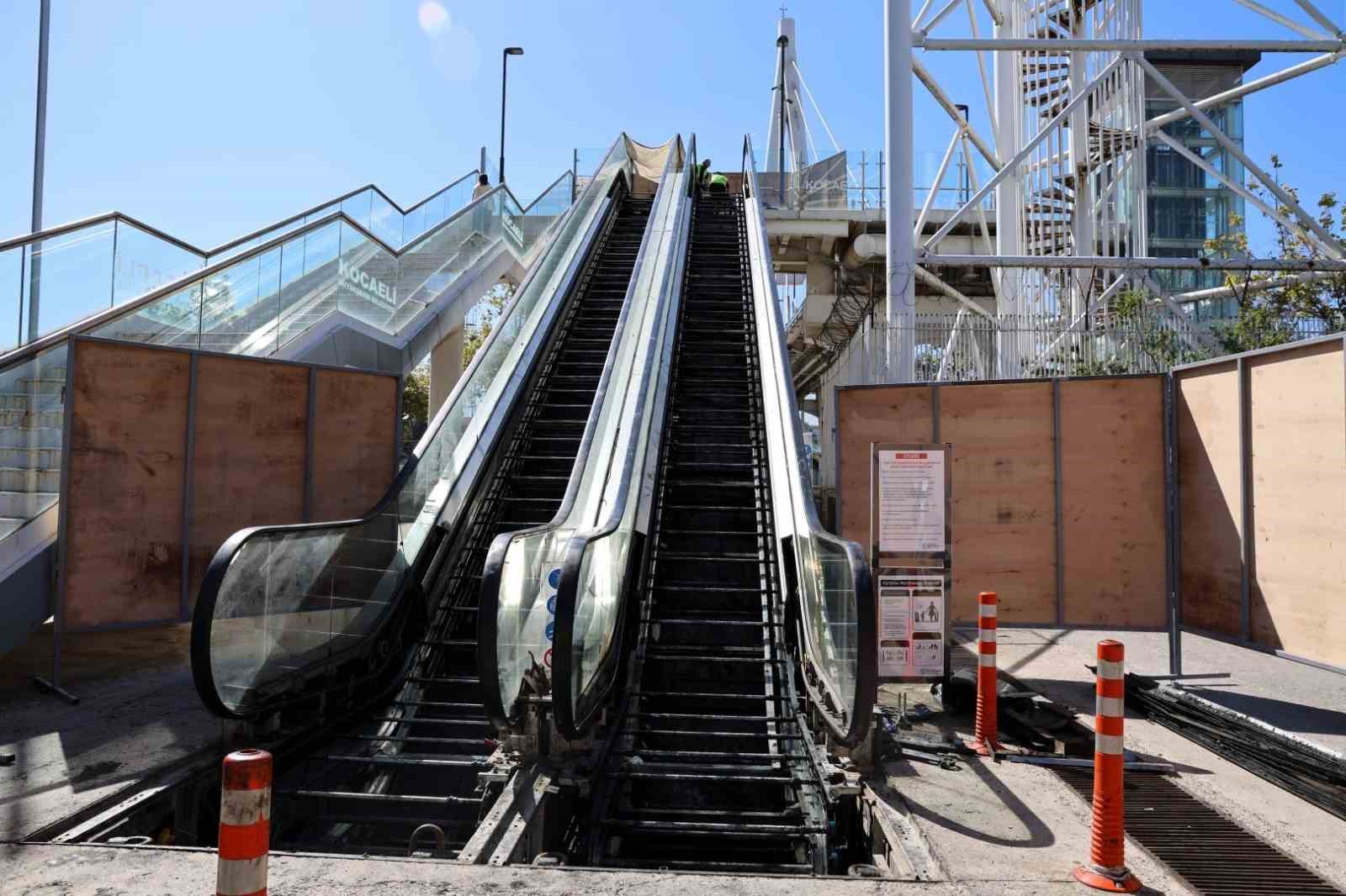 Yürüyen merdivenler kapsamlı bakıma alındı
